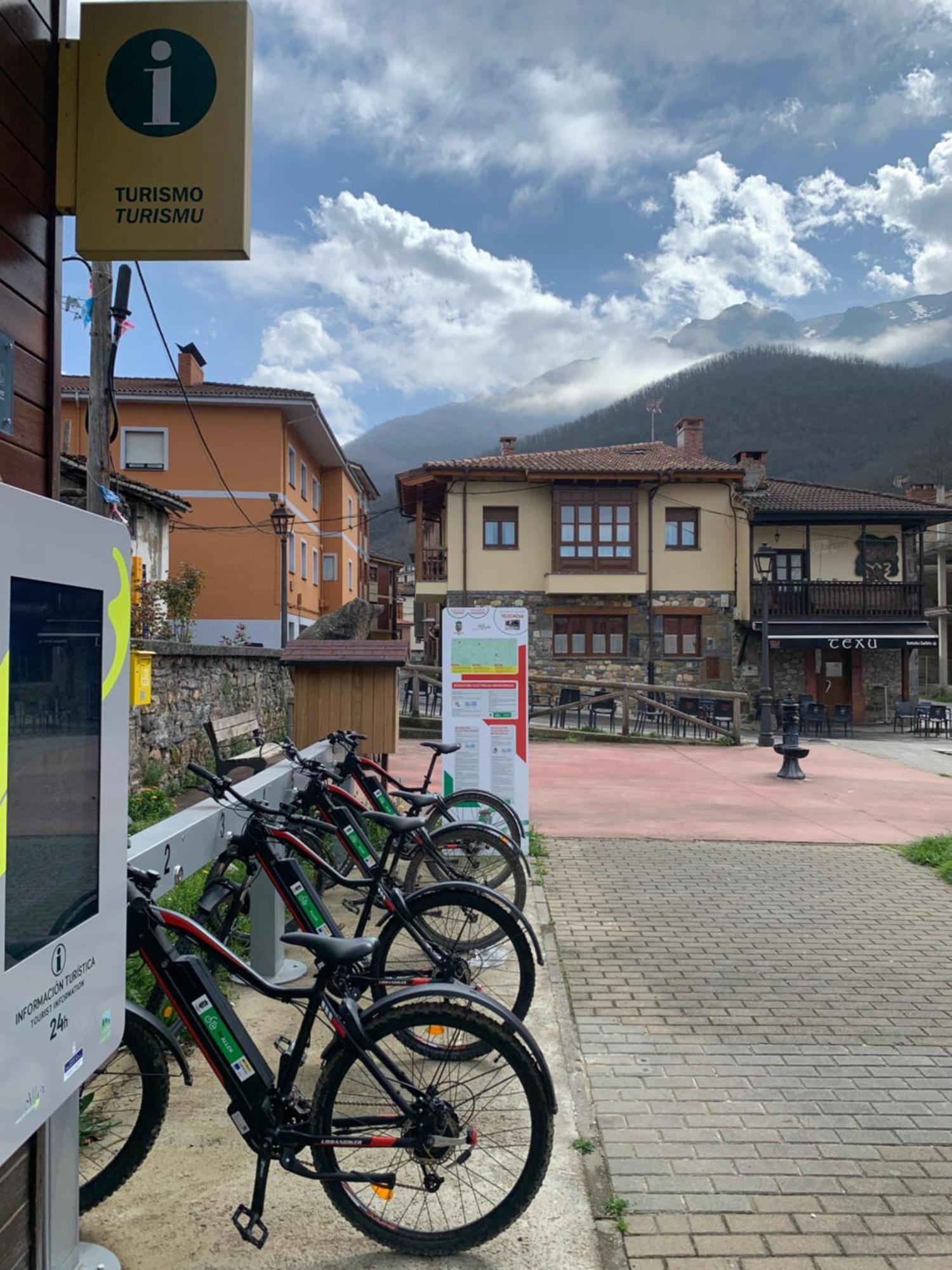 El Corral De Baxo Villa Felechosa Eksteriør billede